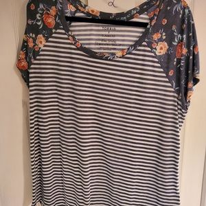 Torrid shirt